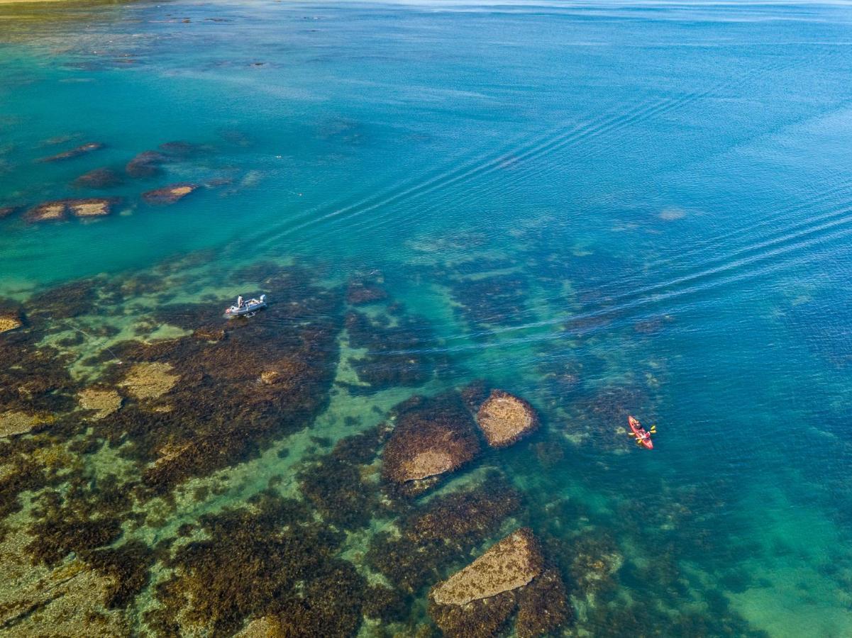 Tatapouri Bay Hotel กิสบอร์น ภายนอก รูปภาพ